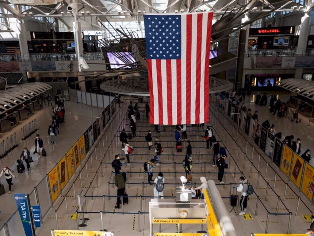 EUA permitirá entrada de crianças sem vacinação a partir de 8/11