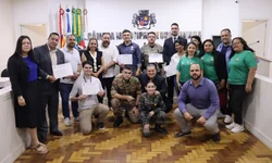 Câmara realiza reunião para entrega de homenagens