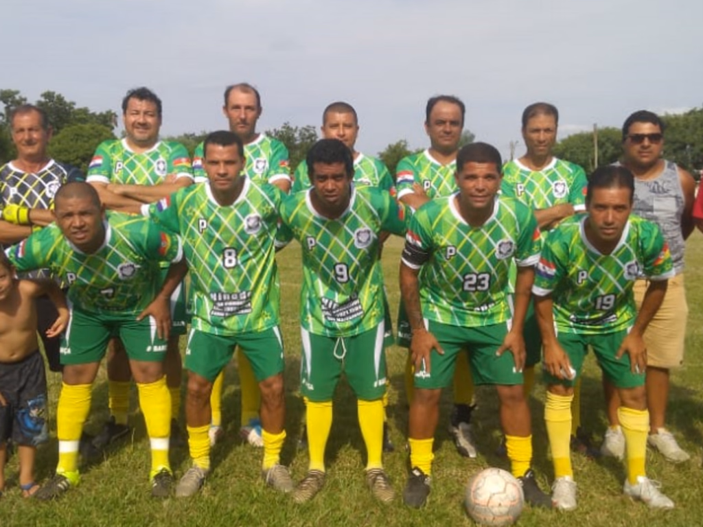 Barcelona vence novamente e se consolida na liderança