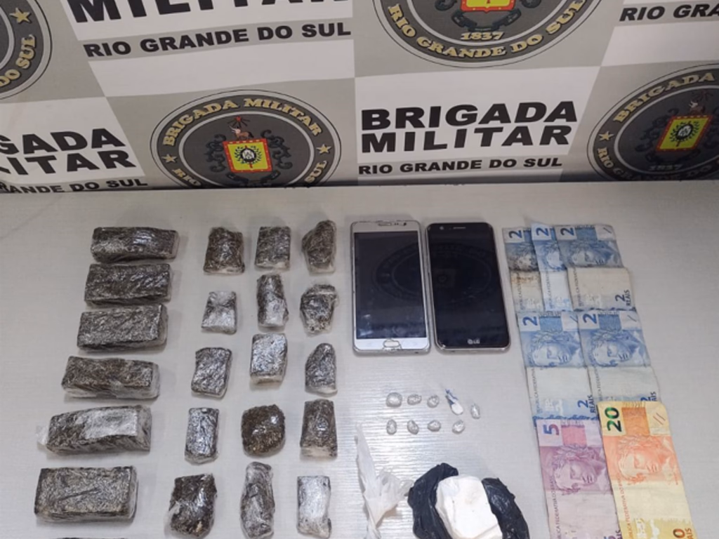 Batalhão de Choque prendeu cinco traficantes