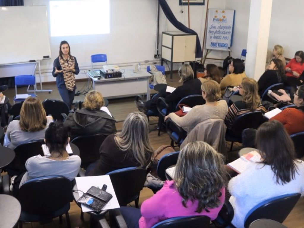 Seduc capacita assessores das Escolas em Tempo Integral