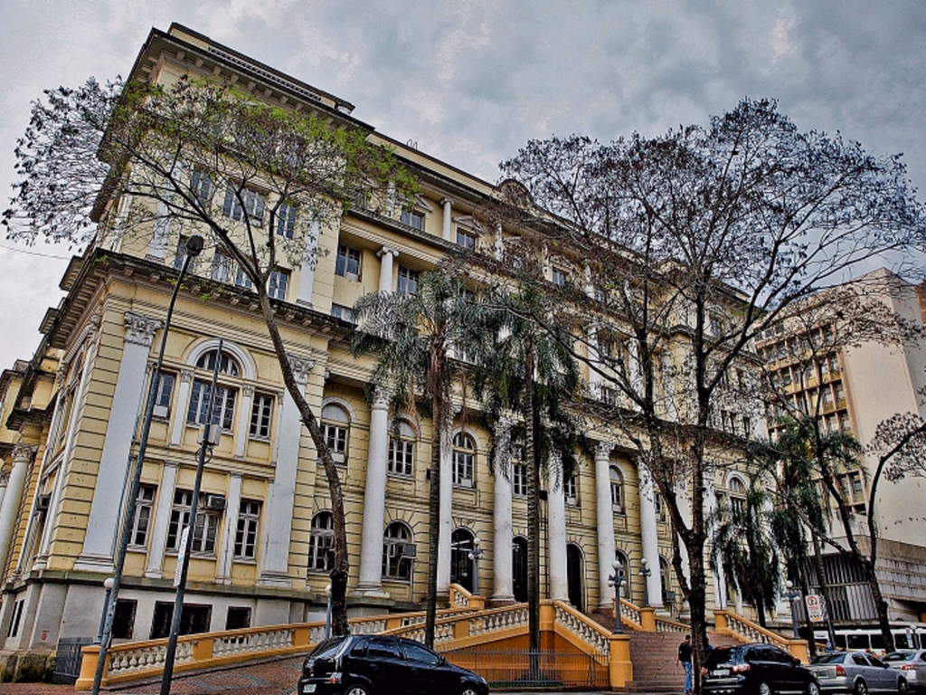 Governo do Estado muda discurso e aposta na recuperação financeira