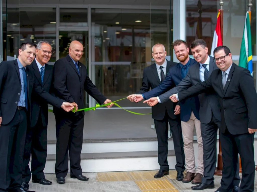 Coworking e arena de eventos são alguns dos diferenciais da nova agência Sicredi