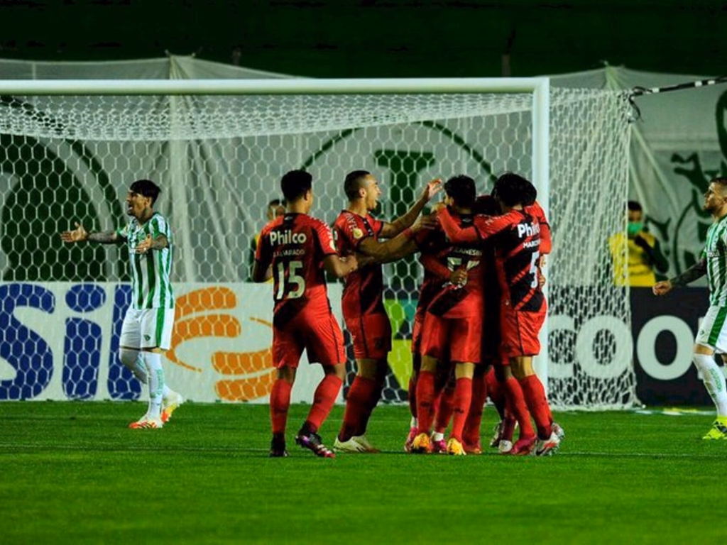 Na volta para o Alfredo Jaconi, Juventude é derrotado pelo Athletico-PR