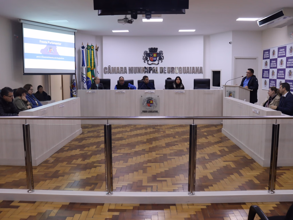 Frente parlamentar do Desenvolvimento debate Educação