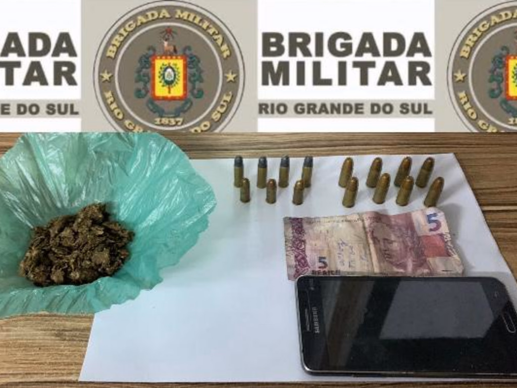 Homem é preso com 15 munições