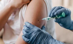 Vacinas contra HPV estão disponíveis no município