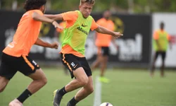 Grêmio aprimora técnica e aproximação no CT Luiz Carvalho