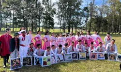 Festas e almoço típico movimentam o fim de semana