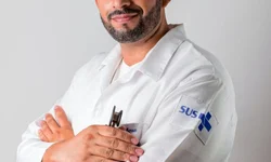 Projeto da Unipampa espalha poesias pela cidade