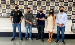 BM apreende drogas e celulares na Modulada