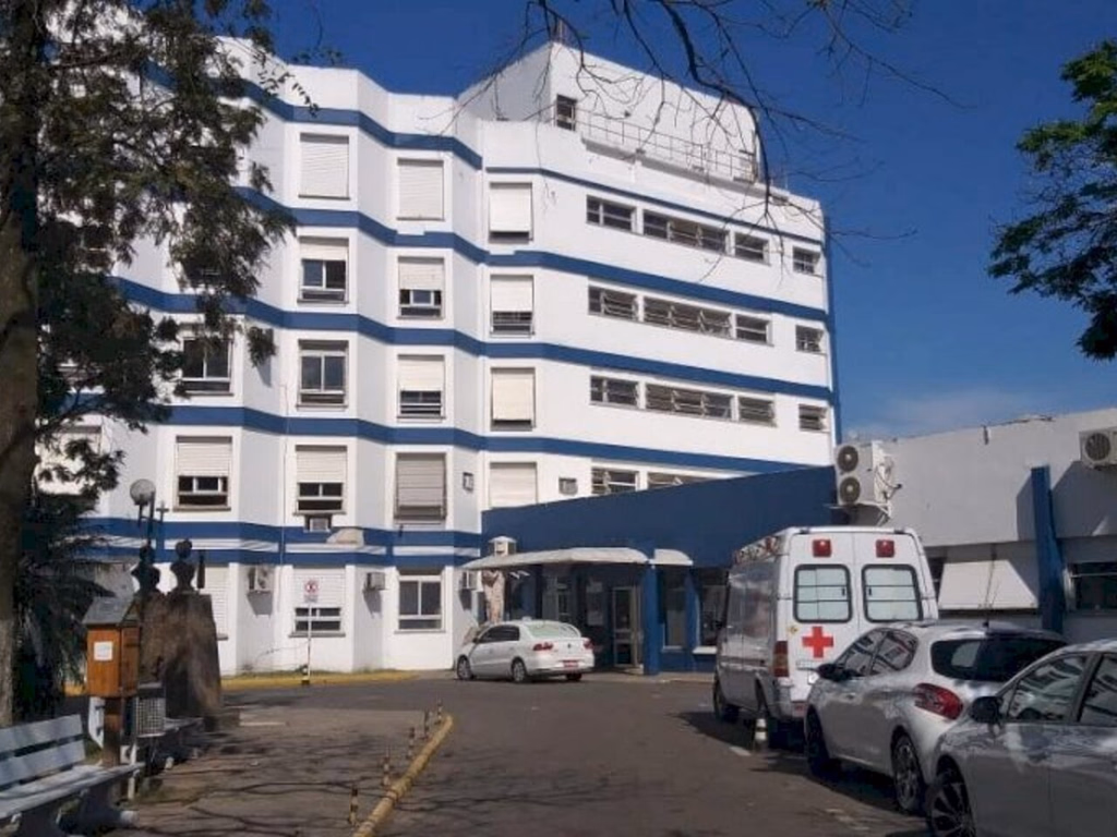 Homem diagnosticado com coronavírus está internado na Santa Casa