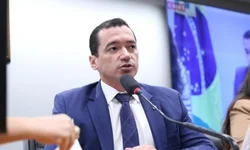 Estado assina termo com empresa dos EUA que prevê milhões em investimentos