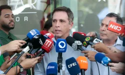 8/1: lembre como a imprensa estrangeira repercutiu condenações do STF