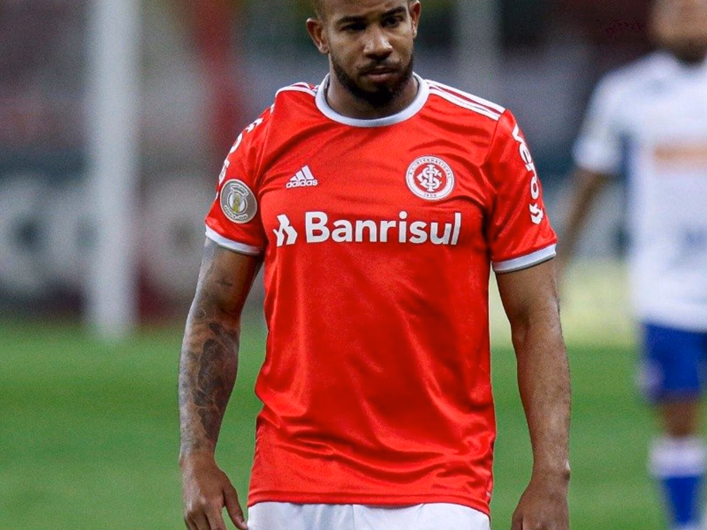 ‘Corneta’ em Gre-Nal traz desfalques para o Inter