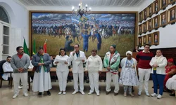 Município fornece cordão de girassol para identificar deficiência oculta