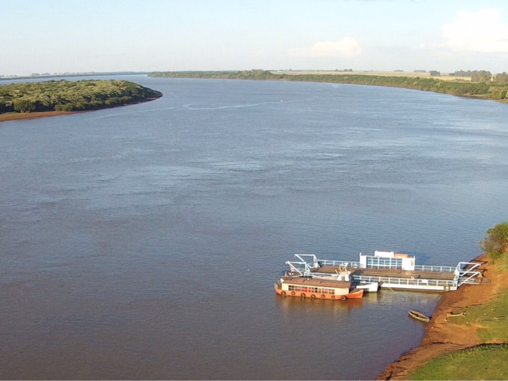 RS assina contrato para anteprojeto de ponte internacional