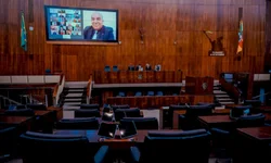 Bolsonaro veta indenização profissionais de saúde vitimados pela Covid-19