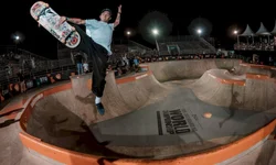 Charles do Bronx vence Chandler e é campeão dos leves