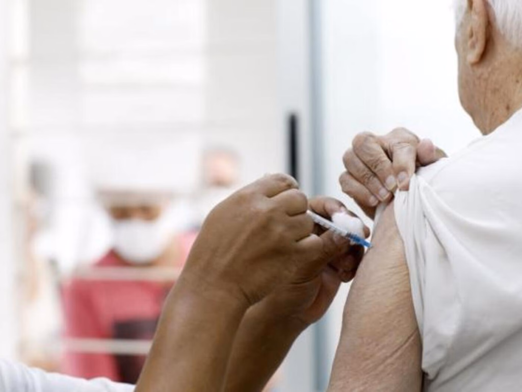 Município receberá novas doses da vacina bivalente