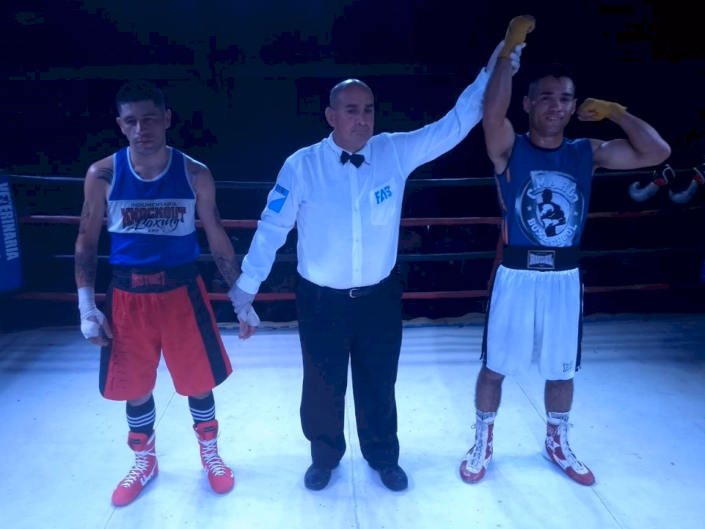 Adriano Adunai vence novamente por nocaute no 2º round