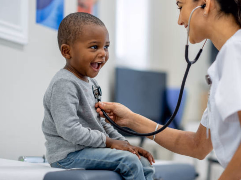 Estado divulga atualização de diretrizes para atenção básica infantil