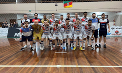 Goleada garante Uruguaianense na final