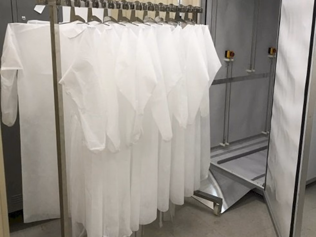 Projeto cria equipamento para desinfecção de máscaras e jalecos