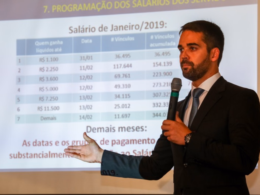 Leite apresenta calendário de pagamento de salários e panorama das finanças