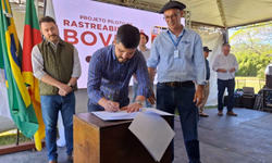 Seapi e Embrapa firmam parceria para projeto de rastreabilidade