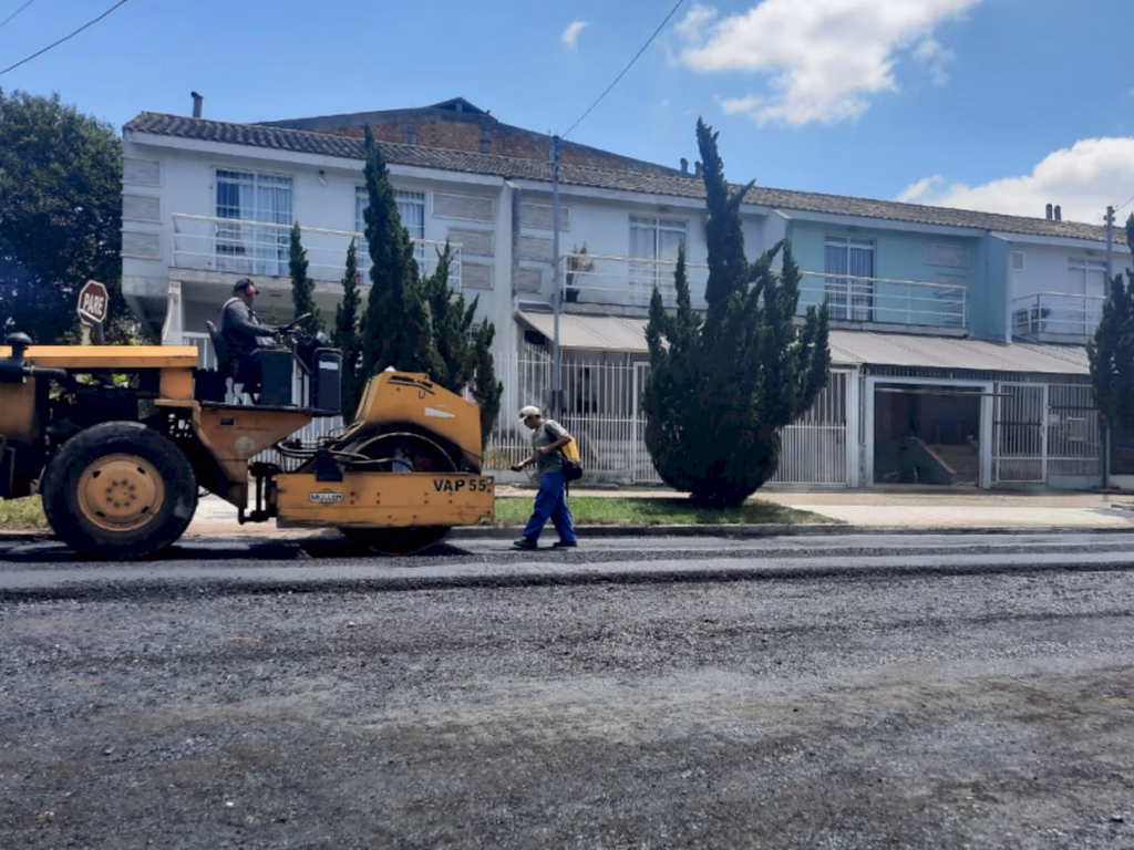 Finalizado asfaltamento da Rua Antônio Monteiro