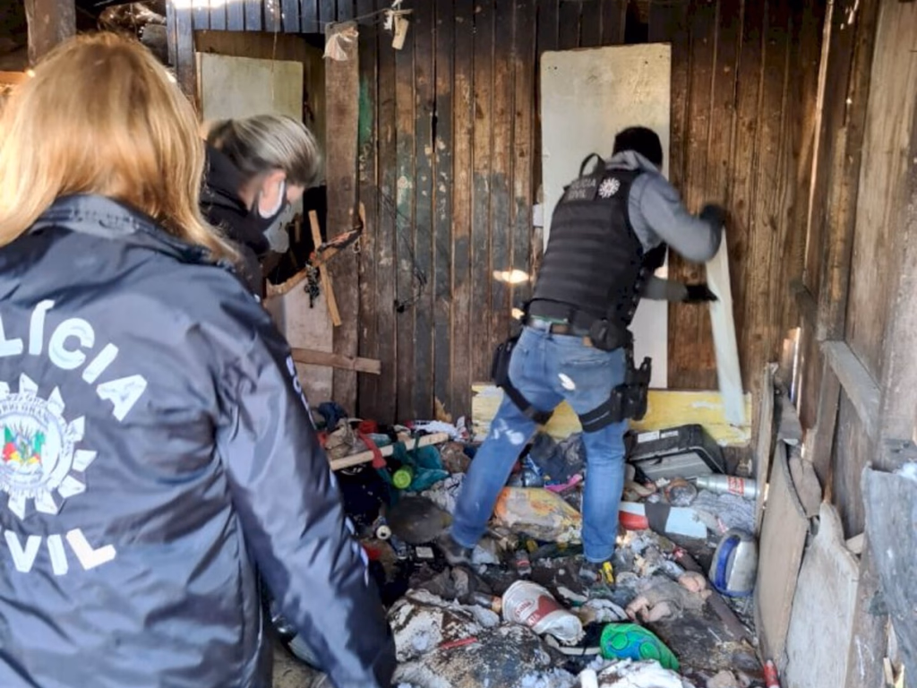 Polícia Civil cumpre mandado de busca