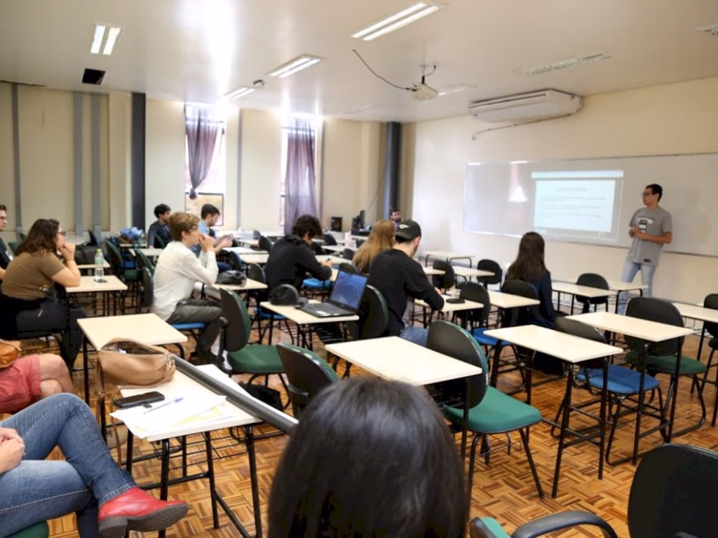 Unipampa faz pesquisa para elaborar protocolos do retorno presencial