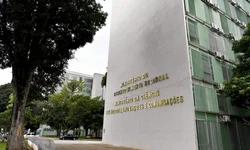 Deputados devem votar na próxima semana projeto de proteção infantil digital