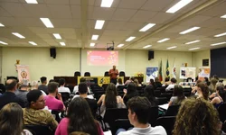 Estudantes têm até sexta-feira para comprovar informações da lista de espera