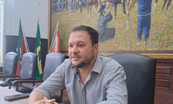 Prefeito veta “PL da Censura”