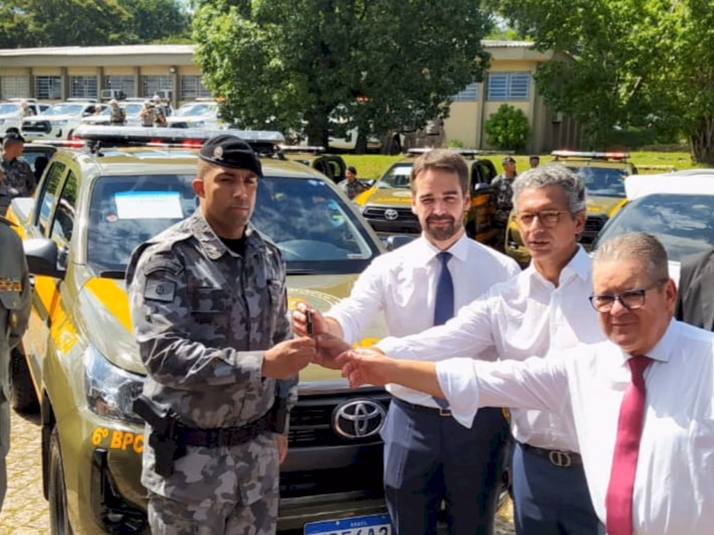 6º Batalhão de Choque recebe novas viaturas