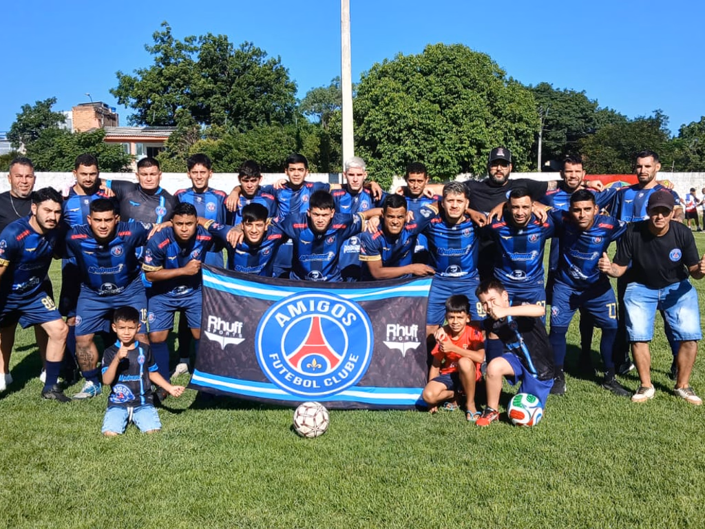 CLQ Amigos e Camarões avançam à semifinal da LAU 