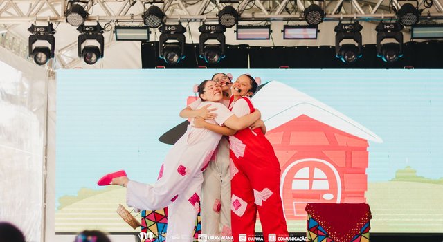 Biblioteca municipal recebe espetáculo infantil nesta sexta