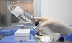 Hospital de Santa Maria compra ‘robô cirurgião’