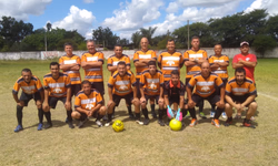 Jogos são suspensos devido a chuva