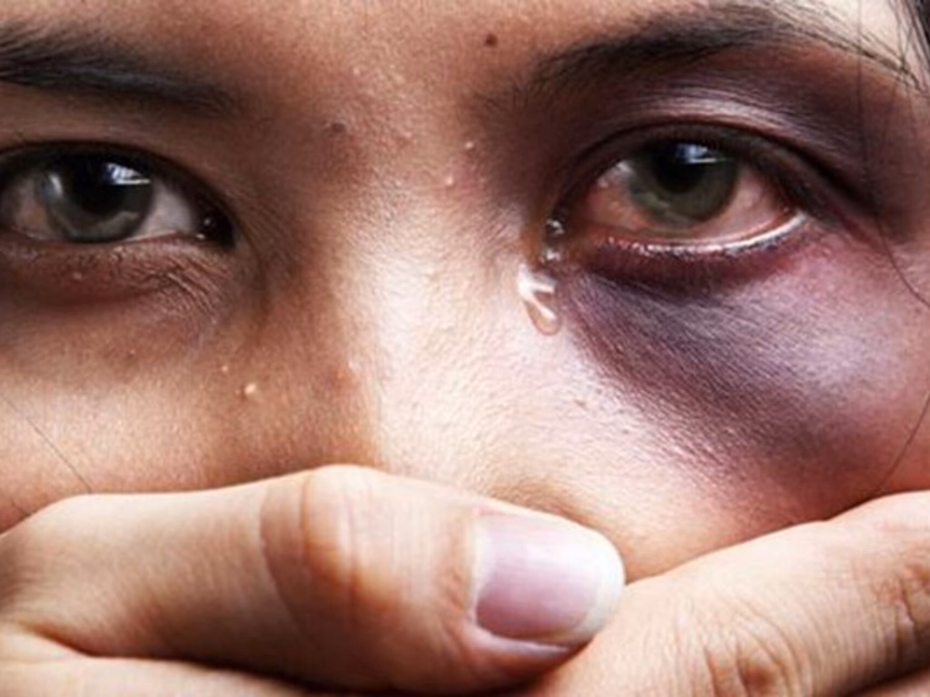 Maria da Penha leva pai de santo para a cadeia