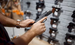 Uma pessoa do sexo feminino é estuprada a cada dez minutos