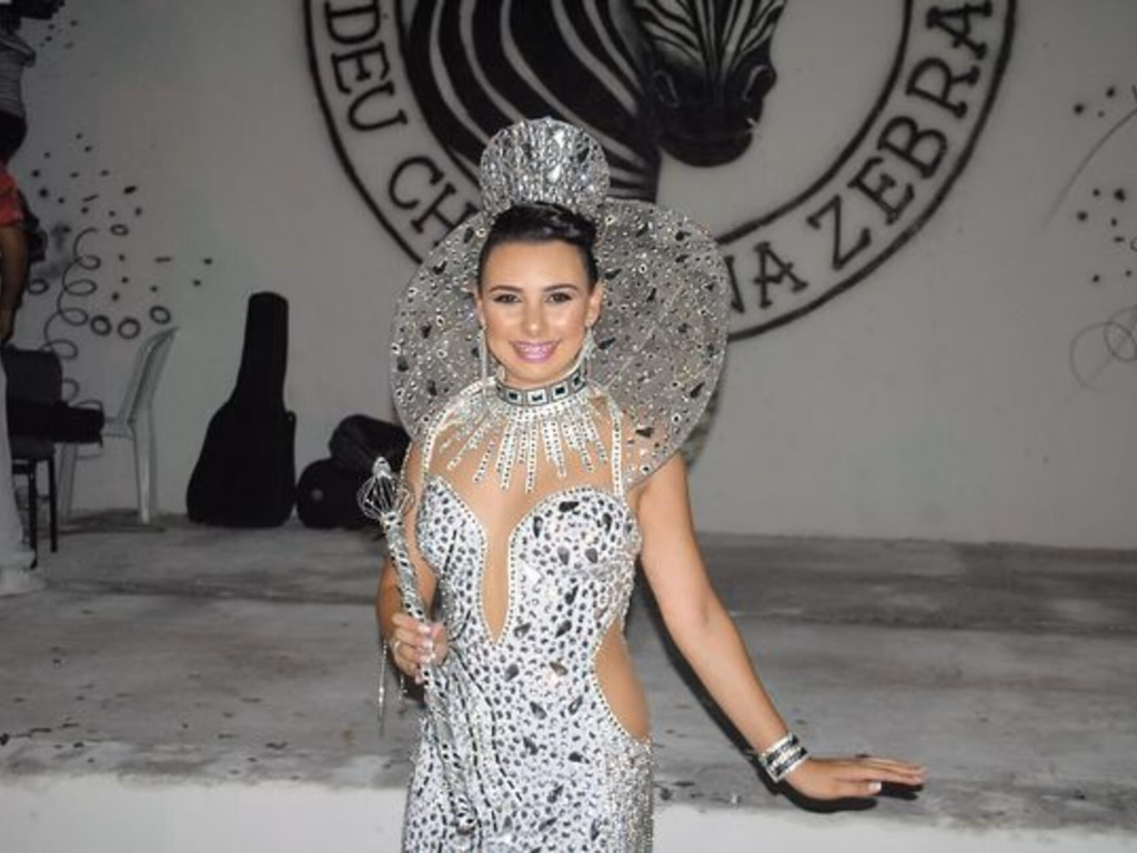 Ana Santos é coroada Rainha da Deu Chucha na Zebra 2019