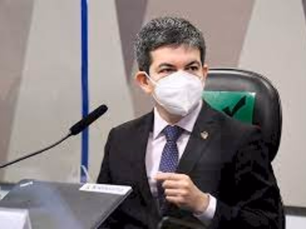 Randolfe protocola requerimento para nova CPI da covid