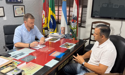 AEU desenvolve projeto social em escolas do município