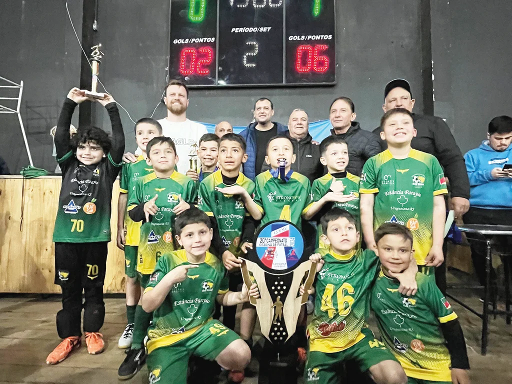 Final do Campeonato Citadino é marcado pela alegria das crianças