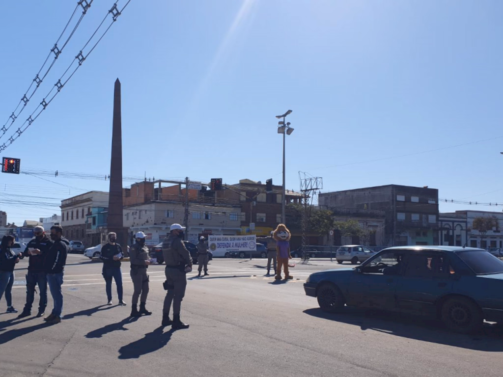 Uruguaiana participa de ação de combate à violência contra a mulher