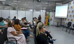 Governo prorroga suspensão de aulas até 30 de abril