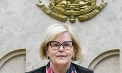 Rosa Weber se despede do STF e Barroso assume presidência